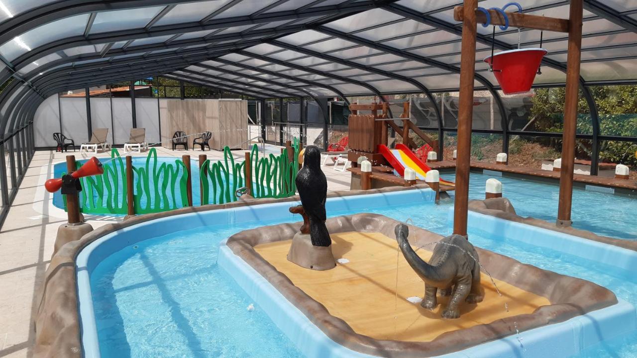 Camping Bleu Soleil Rouffignac Saint-Cernin Eksteriør billede