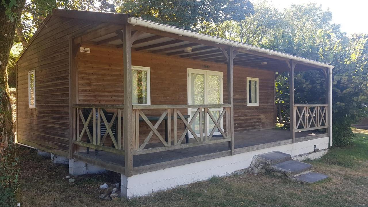 Camping Bleu Soleil Rouffignac Saint-Cernin Eksteriør billede