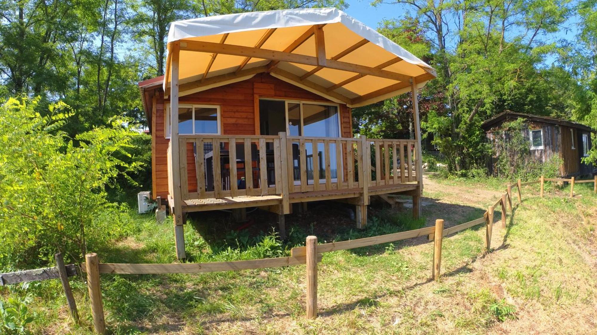 Camping Bleu Soleil Rouffignac Saint-Cernin Eksteriør billede