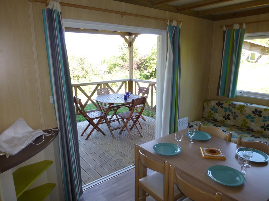 Camping Bleu Soleil Rouffignac Saint-Cernin Værelse billede