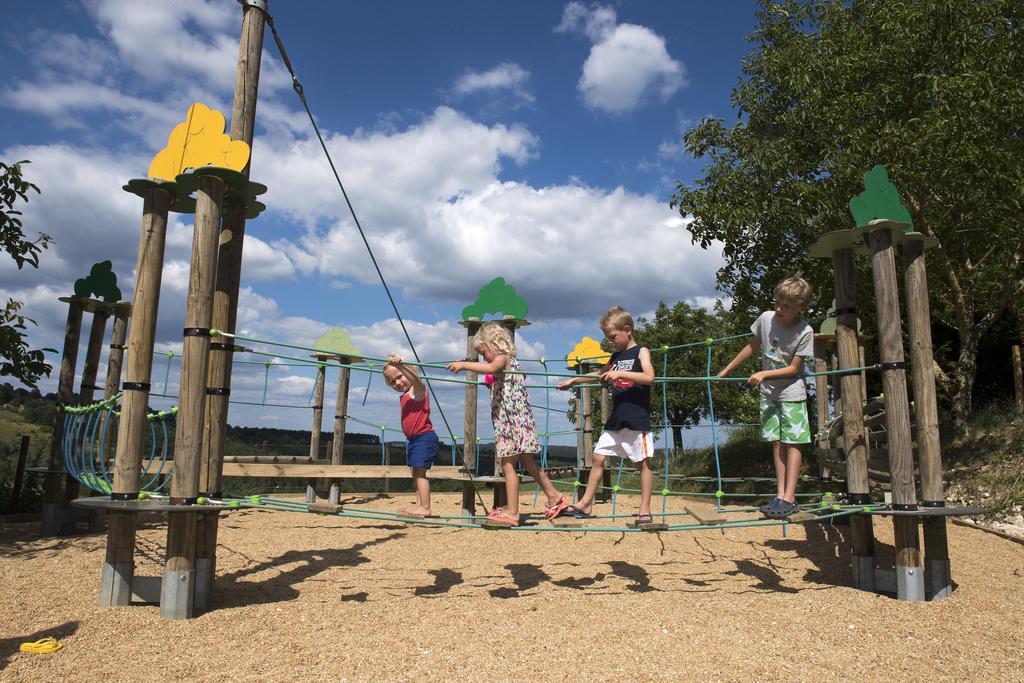Camping Bleu Soleil Rouffignac Saint-Cernin Eksteriør billede