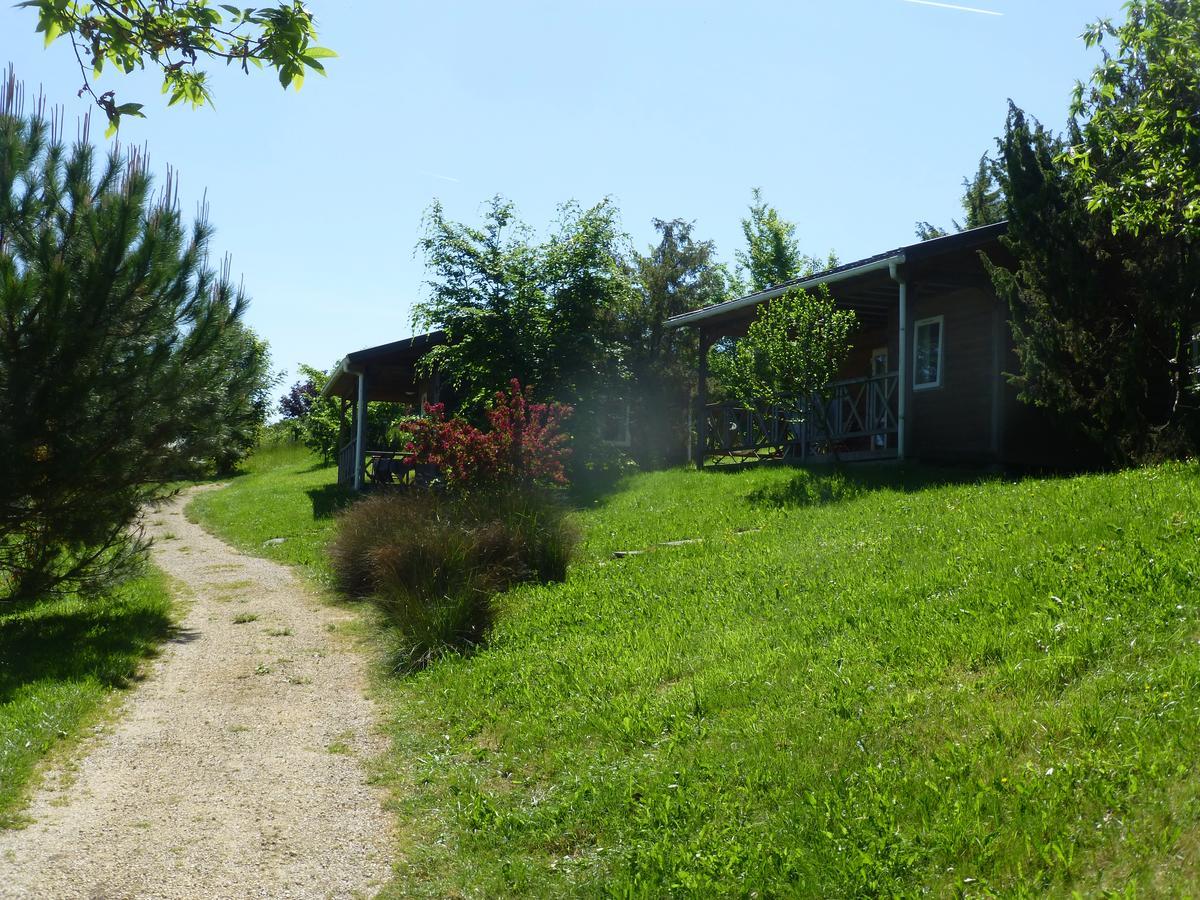 Camping Bleu Soleil Rouffignac Saint-Cernin Eksteriør billede